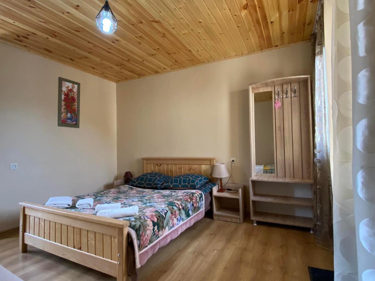 Guesthouse Venera Mestia Eksteriør billede