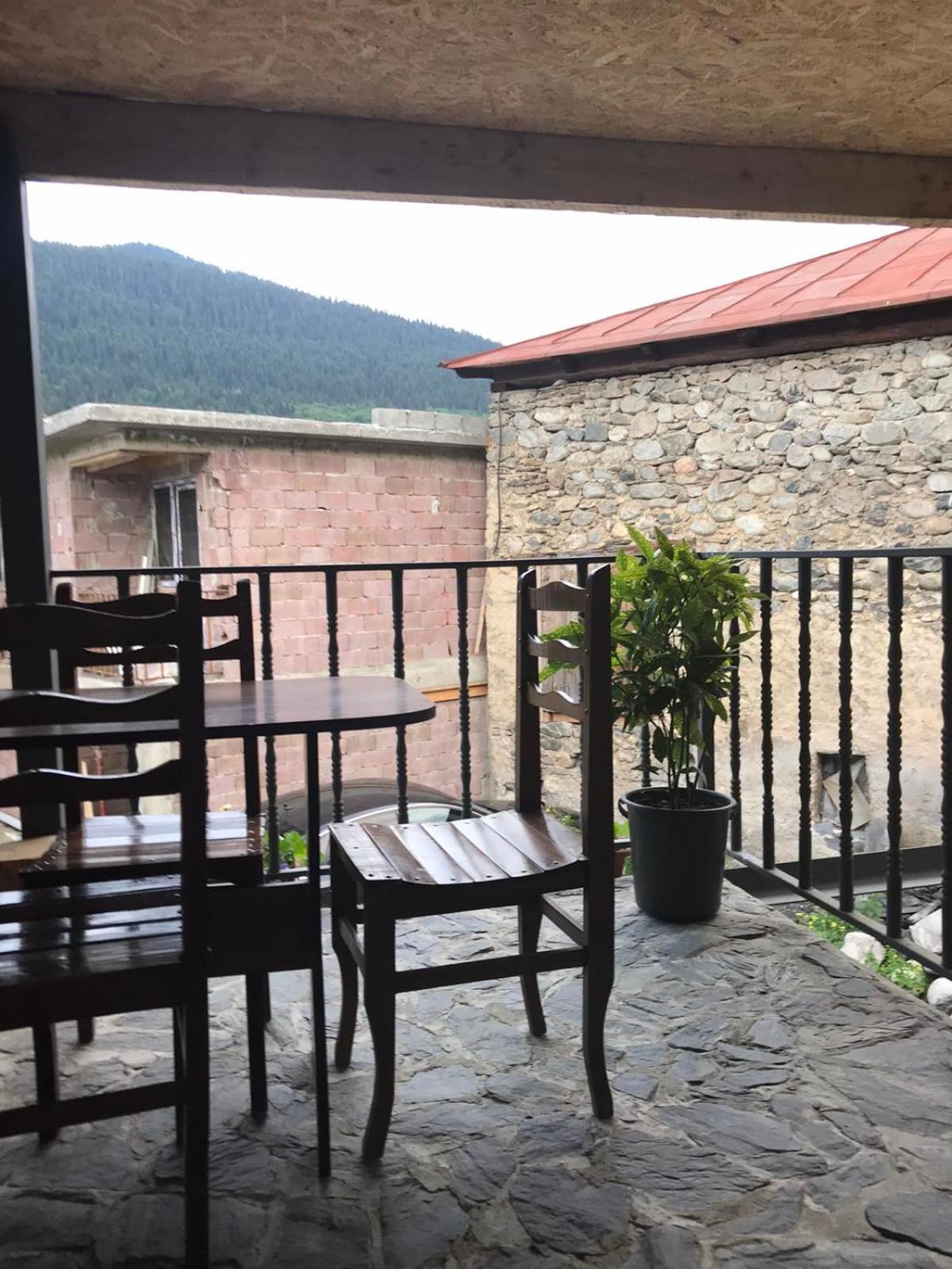 Guesthouse Venera Mestia Værelse billede
