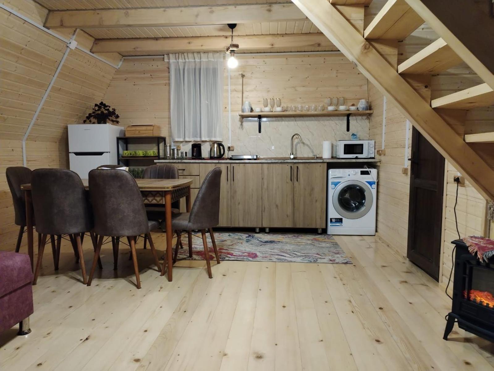 Guesthouse Venera Mestia Eksteriør billede