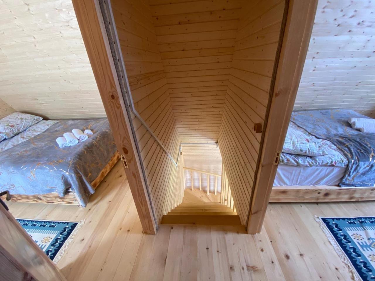 Guesthouse Venera Mestia Eksteriør billede